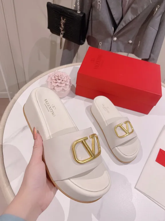 Valentino Shoe 